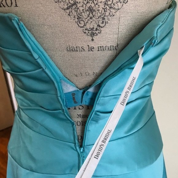 Beautiful Turquoise Prom Ball Bridal Dress - Picture 7 of 10